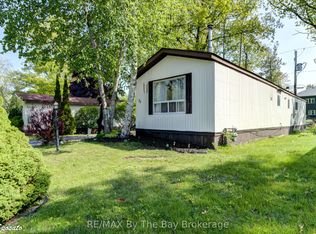 76 Georgian Glen Dr, Wasaga Beach, ON L9Z 1K8