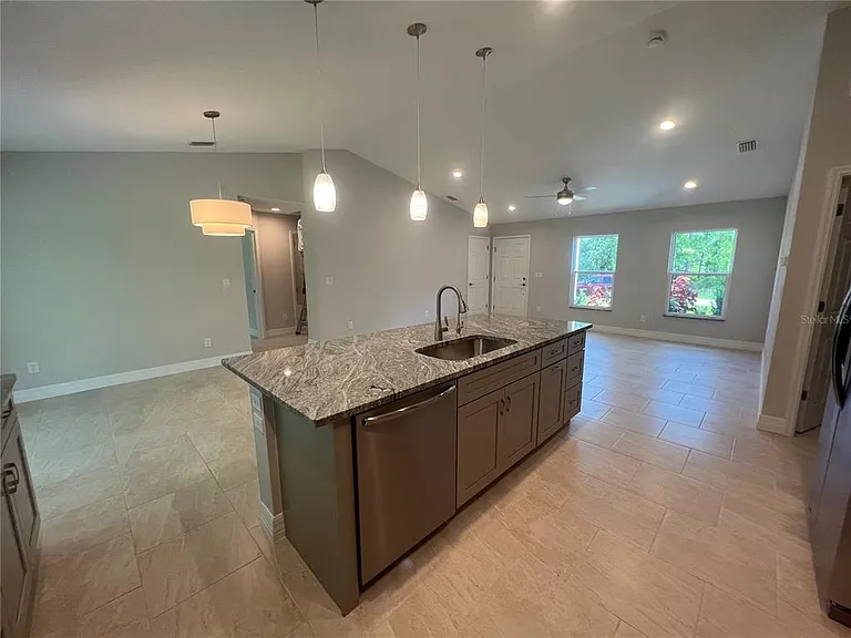 2451 Waller Rd — Photo 9