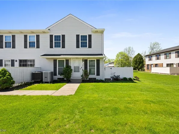 6500 Liberty Bell Dr #30C, Brookpark, OH 44142