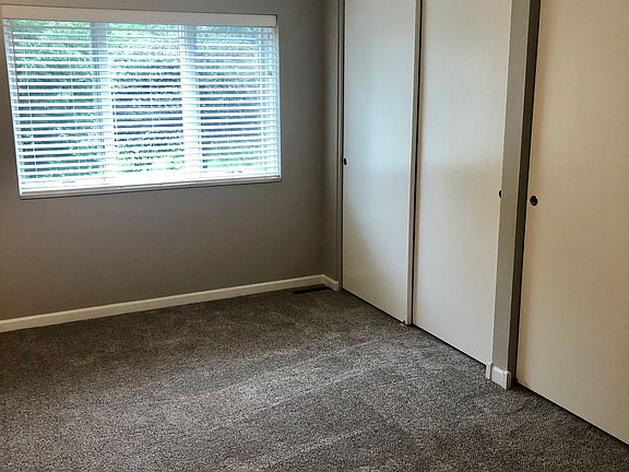 5th image of 1500 Lincoln Tower Cir APT 201