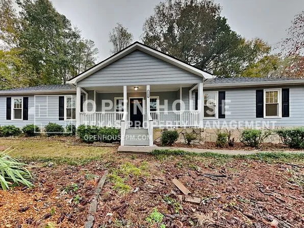 1102 Canterbury Ln, Woodstock, GA 30188