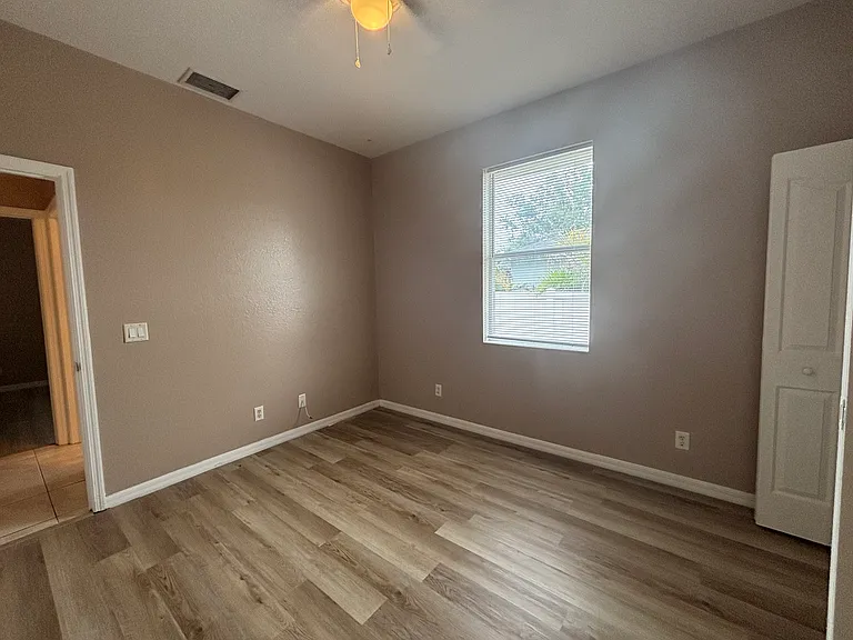 3074 Brampton Ter — Photo 13