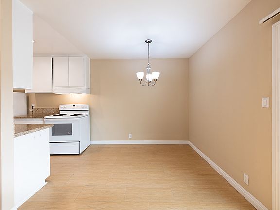 4th image of 1738 Armacost Ave APT 205