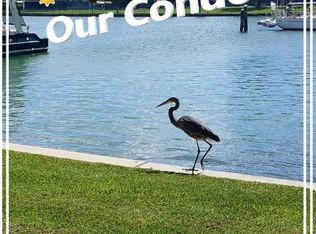 10375 Paradise Blvd, Treasure Island, FL 33706