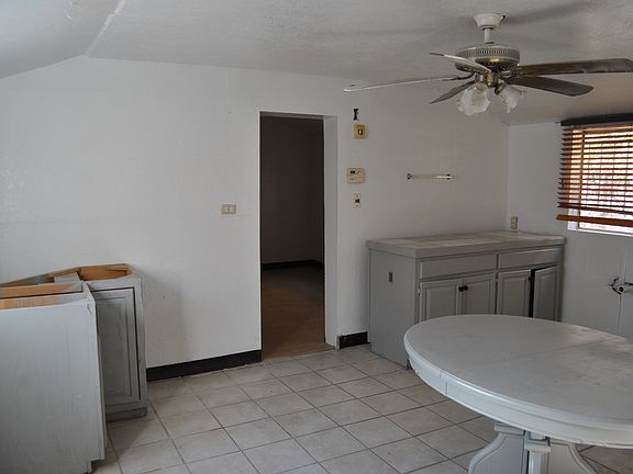 4th image of 6389 Salas Ln
