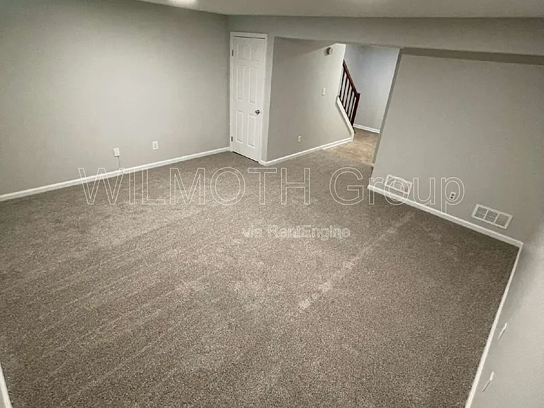 8536 Hague Rd — Photo 17