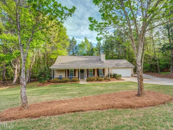 218 Hamilton Dr, Mansfield, GA 30055