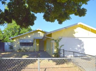 2375 S Clara Ave, Fresno, CA 93706