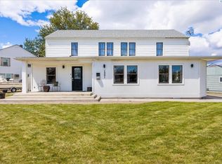 1301 Thayer Dr, Richland, WA 99354