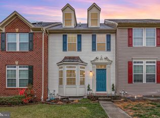 19 Forest View Ter, Hanover, PA 17331