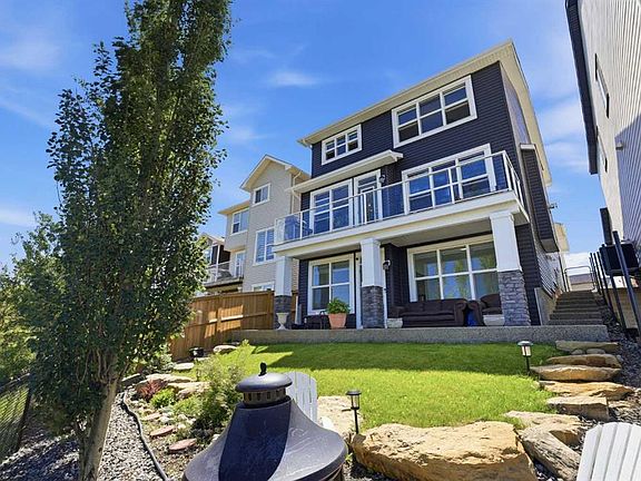 3rd image of 522 SW Sherwood Blvd NW