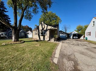 24066 Kraft Pl, Brownstown, MI 48174