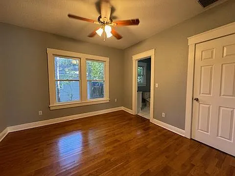 2 bed, 1008 sqft, $2,400 — Photo 3