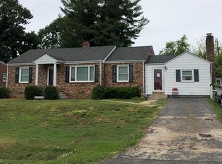 131 Sunrise Ave, Martinsville, VA 24112
