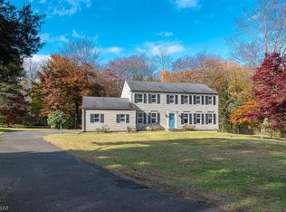 12 Dean Rd, Mendham, NJ 07945