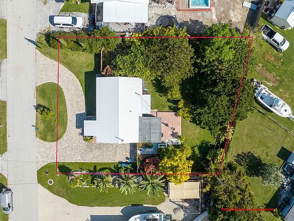 2nd image of 7990 Porpoise Dr