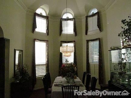 Dining room
						:
						Spectacular formal dining room with 18 foot vaulted ceiling