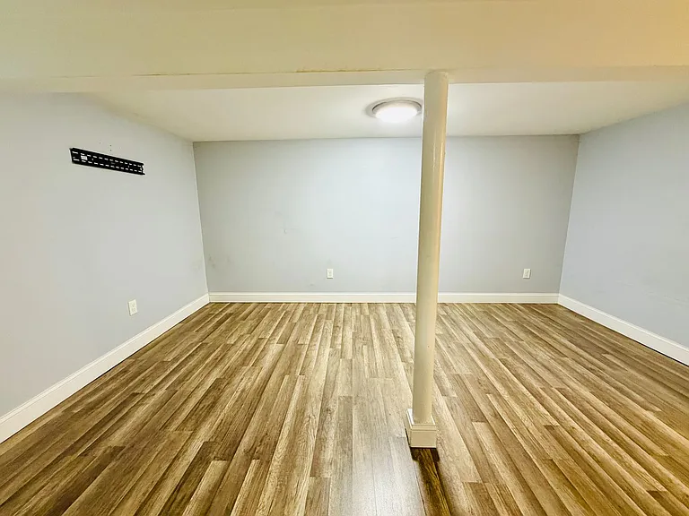 501 Spring Rd #A-C — Photo 12