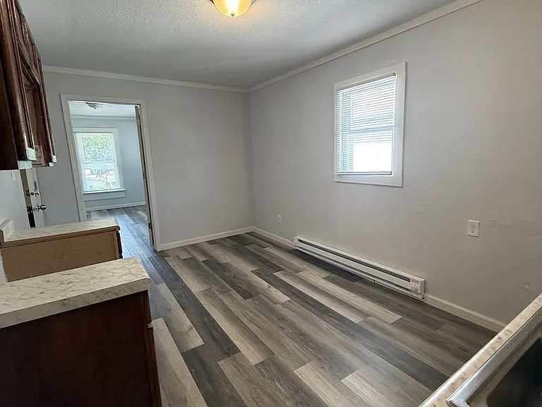2013 Miller St #B — Photo 3