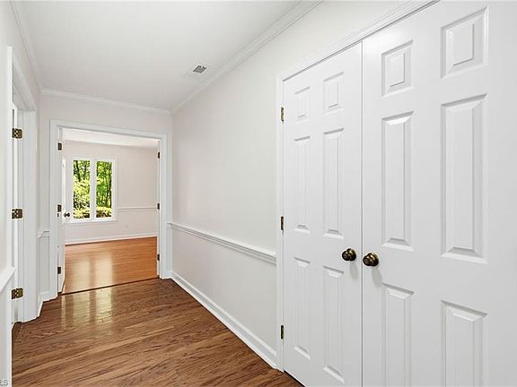5th image of 108 Wilchester Ln