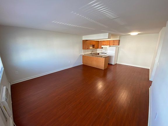 5th image of 220 4th Ave #12A