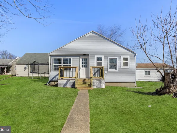 1103 3rd Ave, Harrisburg, PA 17113