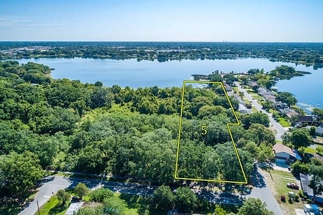 1st image of S Westmoreland (lot #050)