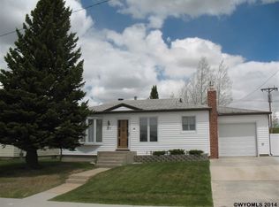 418 Beech Ave, Kemmerer, WY 83101