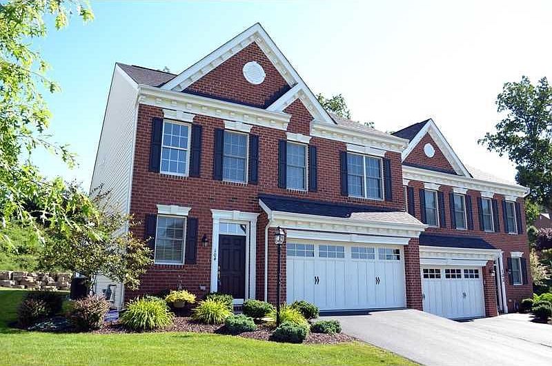 1st image of 104 Village Ct
