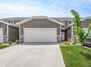 4303 E Leubecher Pl, Sioux Falls, SD 57108