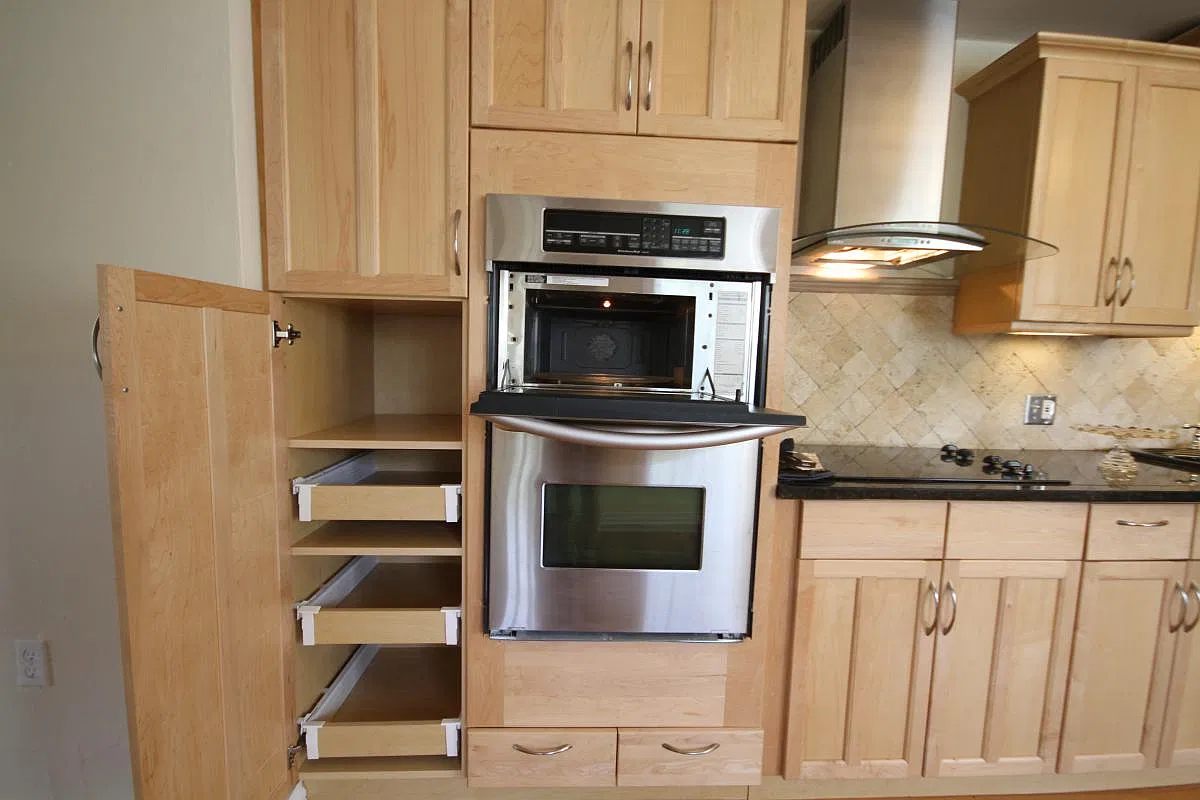 4300 Calmont Avenue — Photo 3