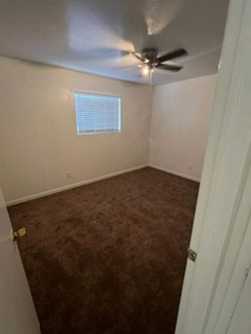 699 W Ray Road-(3867CMOS $)-21218759 — Photo 3