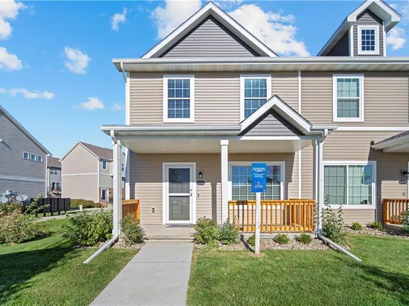 1251 S 91st St, West Des Moines, IA 50266