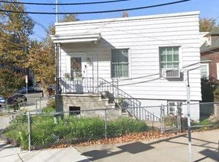 51 Sanford Pl, Jersey City, NJ 07307