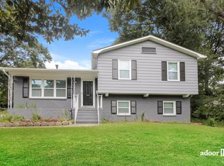 5931 Amity Pl, Charlotte, NC 28212