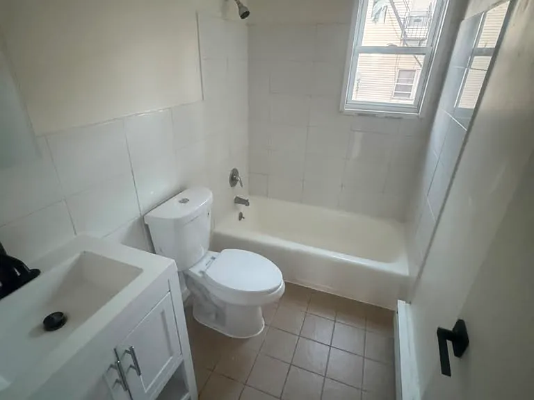 484-490 Scotland Rd #B2 — Photo 9