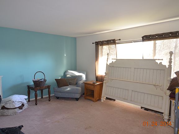 5th image of 1011 96th Ave SE