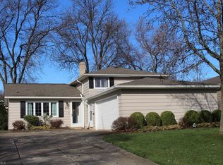 6726 Forest Glen Ave, Solon, OH 44139