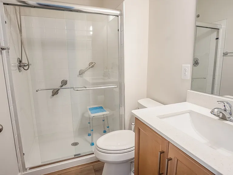 157 Locke St — Photo 5