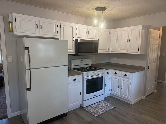 4th image of 2090 Skiles Dr