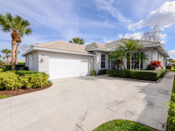 323 NW Bentley Cir, Port Saint Lucie, FL 34986