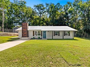 594 Faust Ave, Ozark, AL 36360