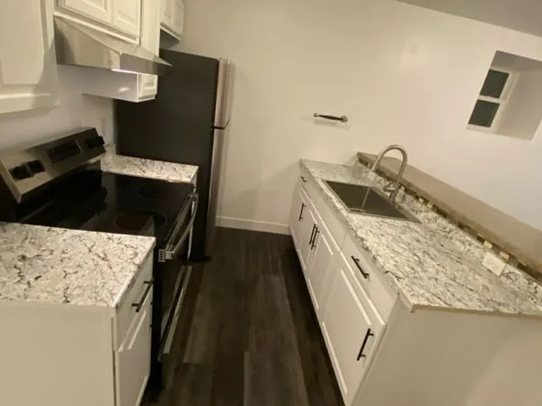 Brand New Kitchen cabinetry and appliance