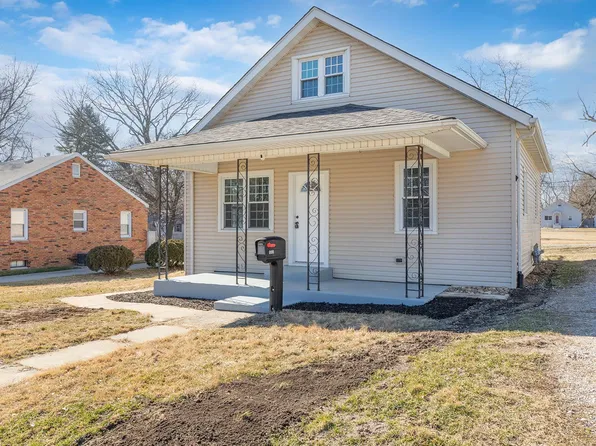 808 2nd St, Gillespie, IL 62033