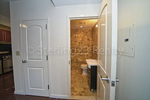 Rented by Sterling Realty Plus Inc | media 37