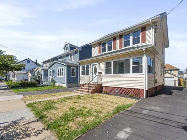 97 Mountain View Pl, Newark City, NJ 07106