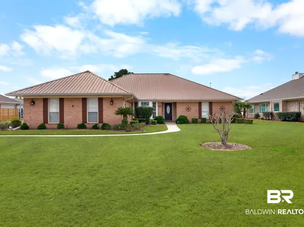 9115 Clubhouse Dr, Foley, AL 36535