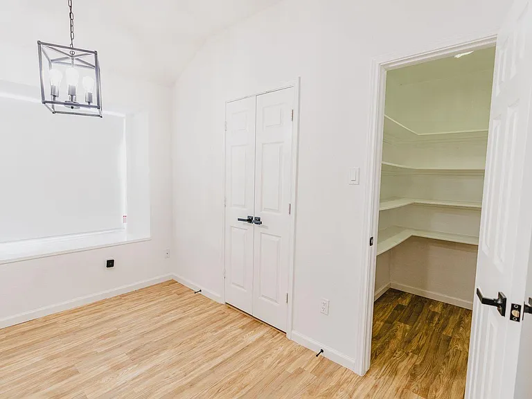 8805 Barton Creek Dr — Photo 14