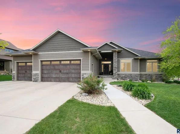2900 W Stratton St, Sioux Falls, SD 57108