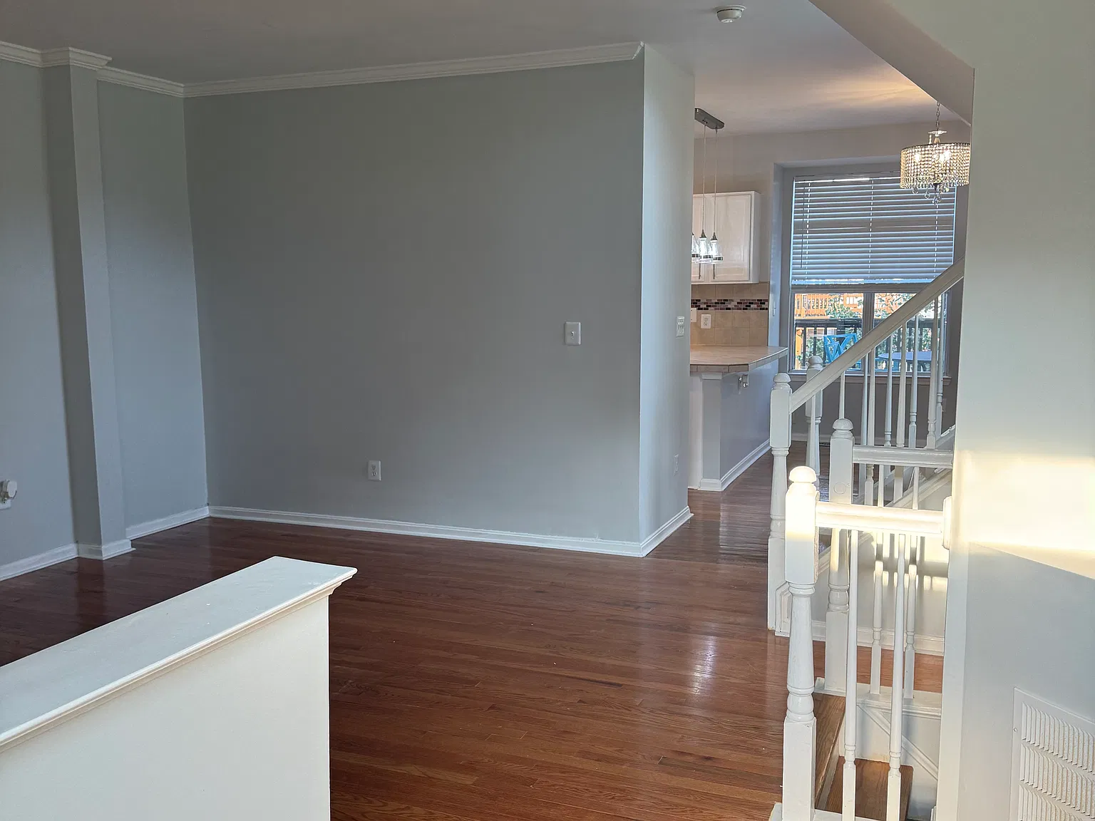 3 bed, 2.5 bath, 2203 sqft, $2,850 — Photo 4